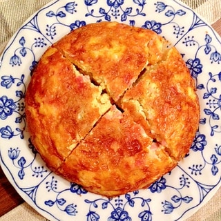 炊飯器で簡単！玉ねぎとベーコンのオムレツ